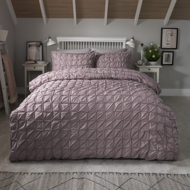 Onondaga Solid Colour Duvet Cover Set with Pillowcases, Kingsize - 2 Standard Pillowcases