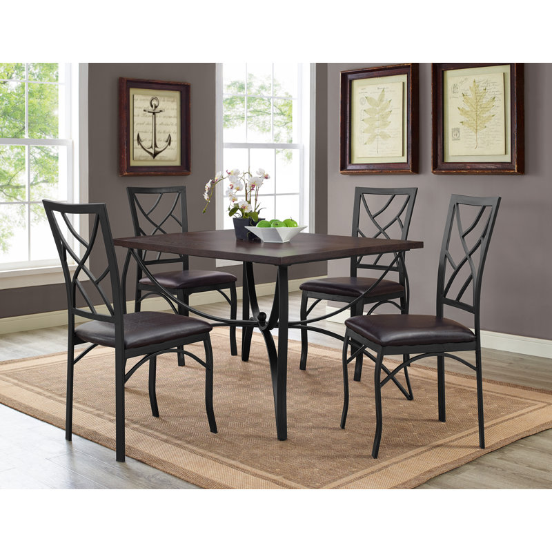 Ensemble repas pour 4 personnes Latham