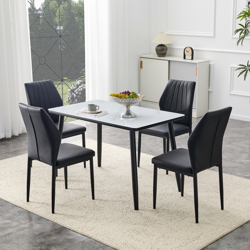Ensemble de table de salle à manger 47,3 po pour 4 personnes avec plateau en faux marbre et pieds en métal, Noir / Noir, Noir