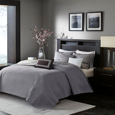 Courtepointe réversible avec coussins décoratifs - Gris / taupe double / grand rembourrage brodé et détails plissés Laver librement 6 pièces dans la literie décorative brodée et lavable