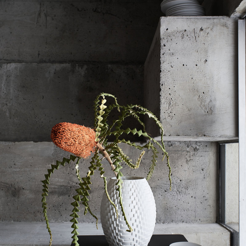 Phi Porcelain China Table Vase