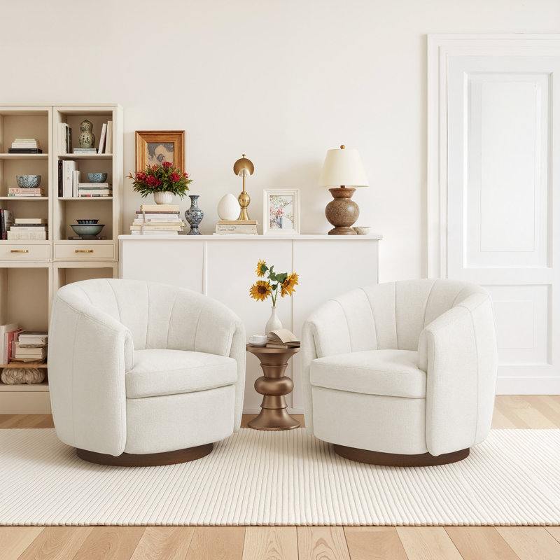 Fauteuil demi-tonneau pivotant l 34,6 po Seraphina, Beige