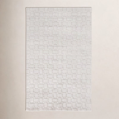 Shanta White Hand-Woven Geometric Viscose Rug