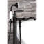 Robinet de baignoire autoportable à fixation au plancher à poignée simple avec douche à main Royale