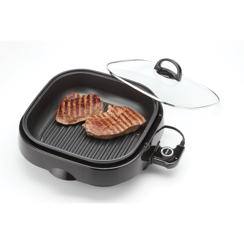 Black Electric 3-in-1 Grillet with Glass Lid