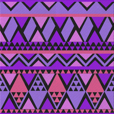 Tapis violet/rose à motifs