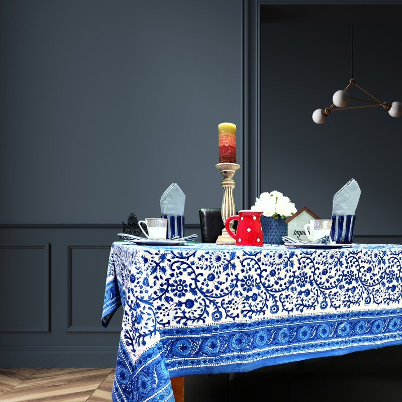 Nappe ronde en coton imprimé floral, 60 po carré