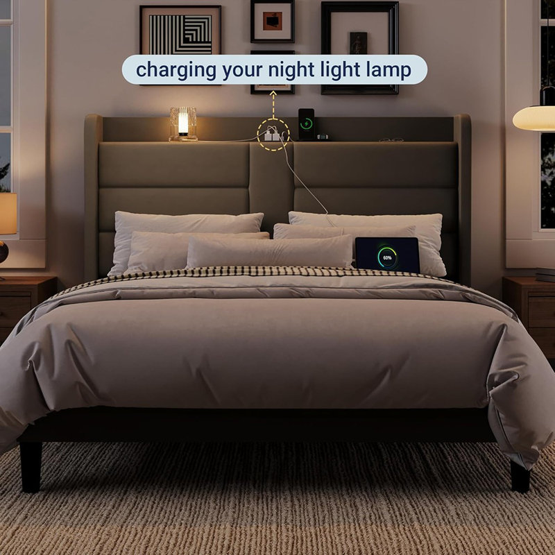 Structure de lit plateforme grand format avec station de charge et tête de lit de rangement, conception à oreilles en velours rembourré et port USB, support de lattes en bois robuste, aucun sommier requis, assemblage facile, gris
