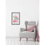 «Pink Bed Reading» - Reproduction d'art sur toile encadrée-26009709-33455705