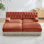 Canapé de style Chesterfield avec 2 repose-pieds, tissu en velours confortable, jupe à pampille, accoudoirs carrés légèrement incurvés, assemblage facile, salon