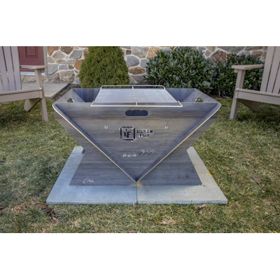 Le foyer d'extérieur pliable Anvil (édition graphite)