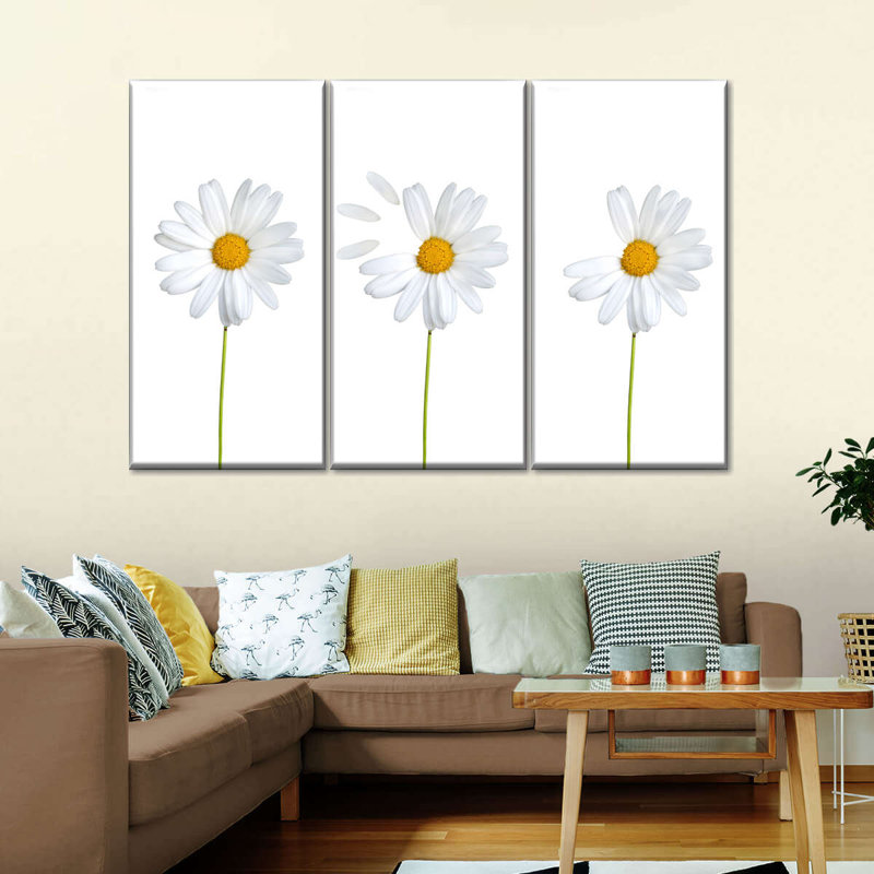 Ensemble de 3 marguerites plumées sur toile, H 24 po x l 38 po x P 1,25 po