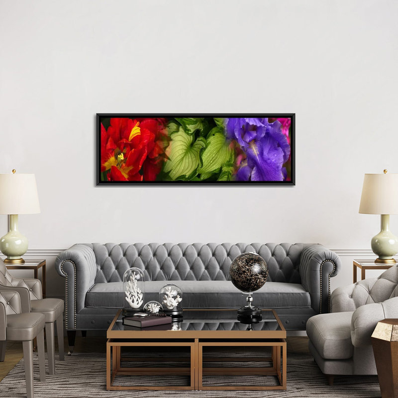 Tulipes panoramiques et fleurs iris-galerie-impression sur toile tendue giclée, H 12 po x l 36 po x P 1,5 po