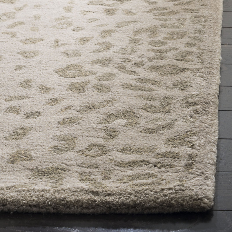 Jamon Martha Stewart Hand Tufted Wool/Viscose Animal Print Rug in Sharkey gray, Runner 2'3" x 10'