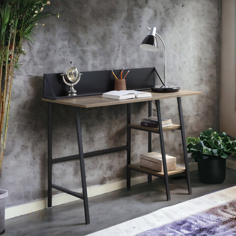 Bureau d'écriture Garima
