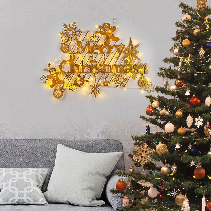 Wall Decor on Metal, Gold
