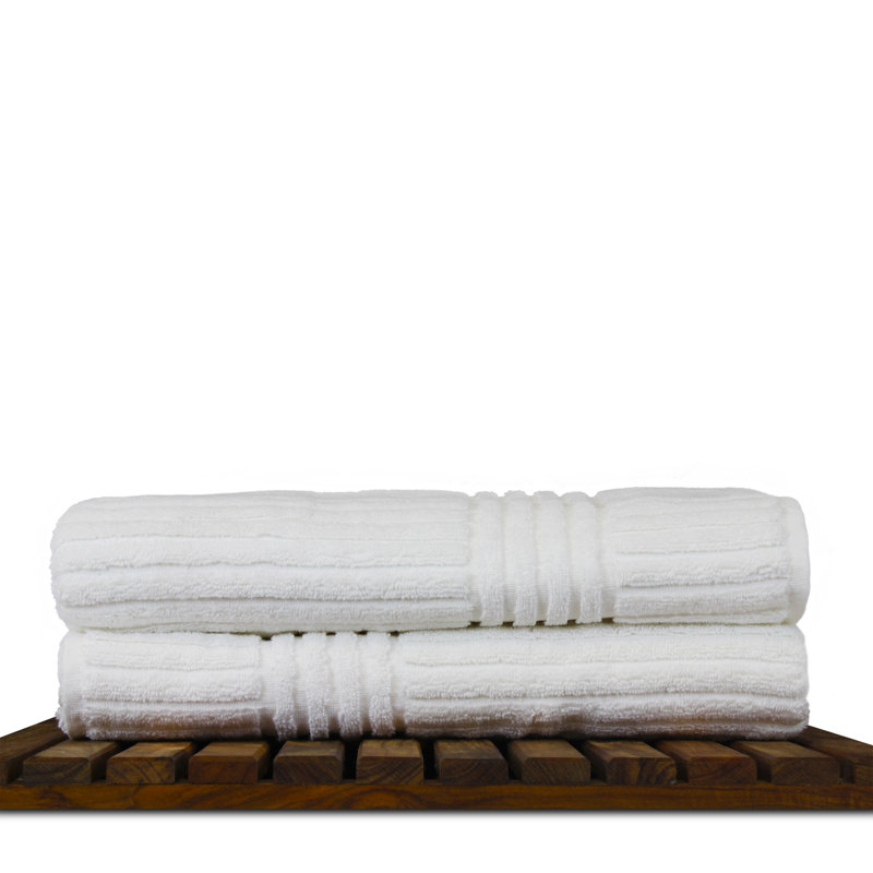 Wellston Super Plush Bath Towel, White