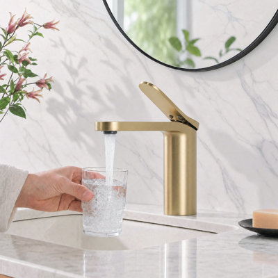 5.7" Modern Single Handle Single Hole Bathroom Vessel Sink Faucet