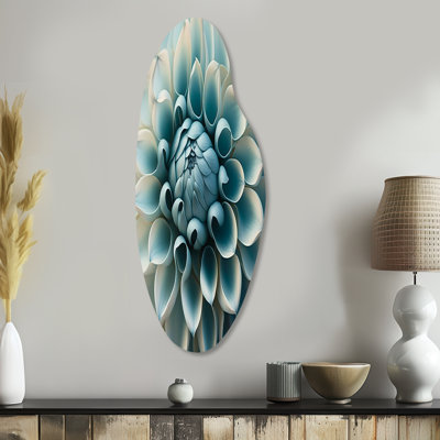Kershaw - Dahlia Curved Shape Asymmetric Metal Wall Art