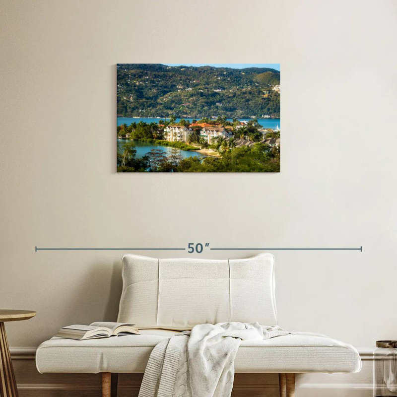 Gillard Montego Bay, 20" H x 30" W