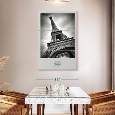 Portrait de Lilie Paris Tour Eiffel