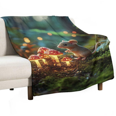 Souris explorant la couverture en flanelle luxueuse forêt de champignons lumineux, couverture douce et chaude pour le canapé-lit du salon