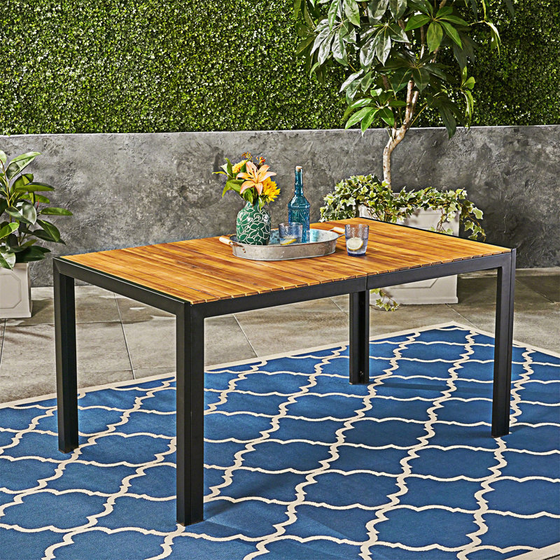 Table de salle à manger d'extérieur