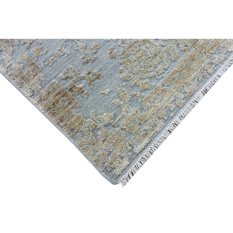 Hand Woven Wool Floral Area Rug, Rectangle 6' x 9'