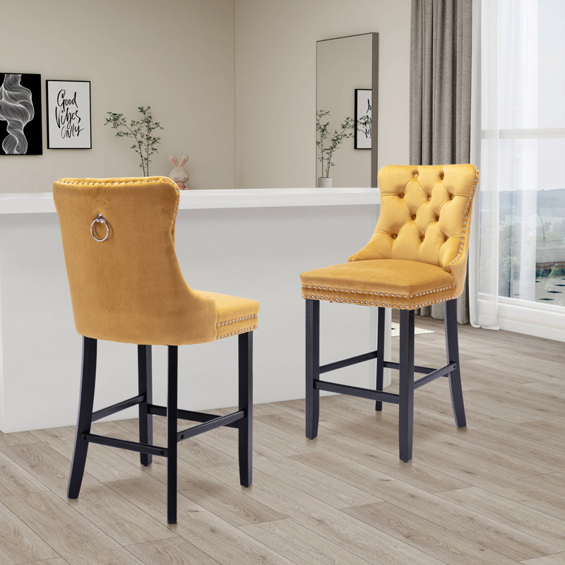 Tabouret de bar 27,2 po Avyonna, Noir, Jaune
