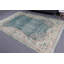 L'élégance classique rencontre un design unique avec ce tapis à motif floral vert turc rétro parfait pour la décoration intérieure