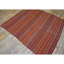 Tapis Kilim turc vintage tissé à plat, motif géométrique coloré, années 1950, petit format (122 x 152 cm).