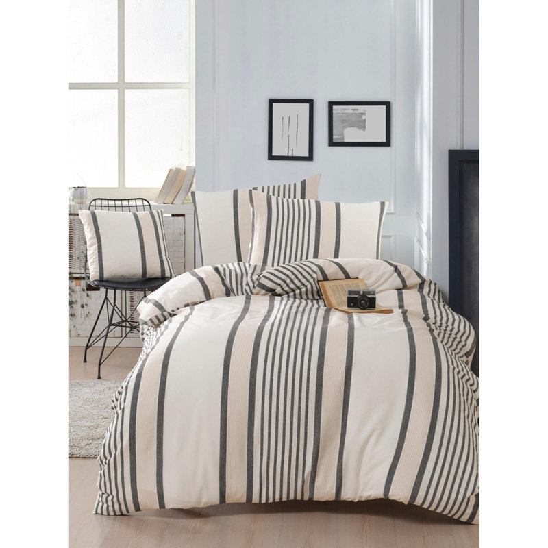 Quiltisse Bedspread with Pillowcases, Single XXL Bedspread + 1 Standard Pillowcase