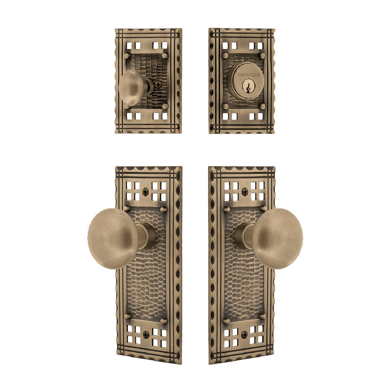 Ensemble d'entrée Nostalgic Warehouse Craftsman avec bouton New York, Laiton antique, 2.375