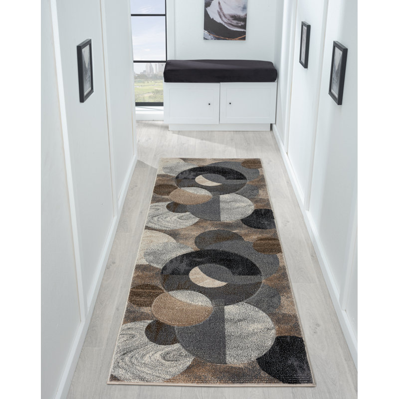 Capresa Geometric Indoor Rug, Runner 2'8" x 7'10"