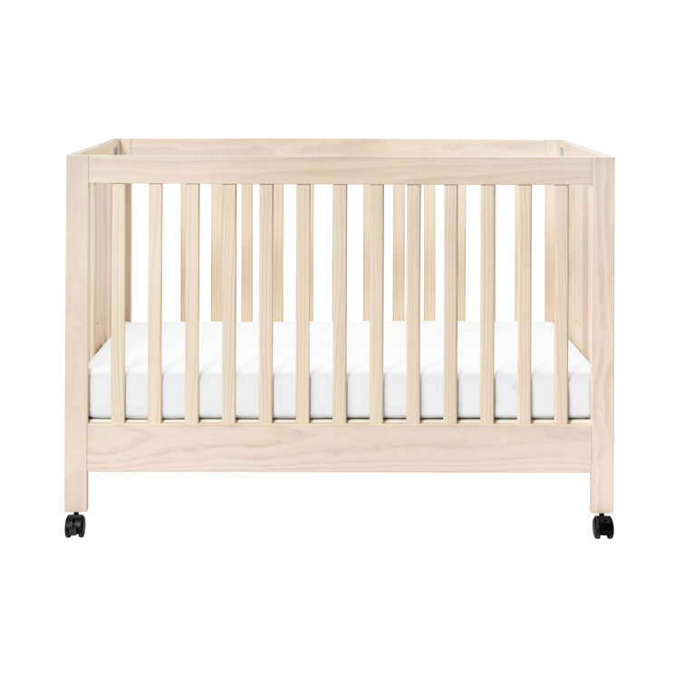 Maki 2-in-1 Convertible Portable Crib