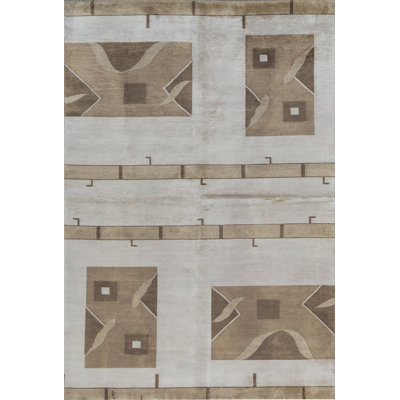 Hand-Knotted High-Quality Beige Area Rug