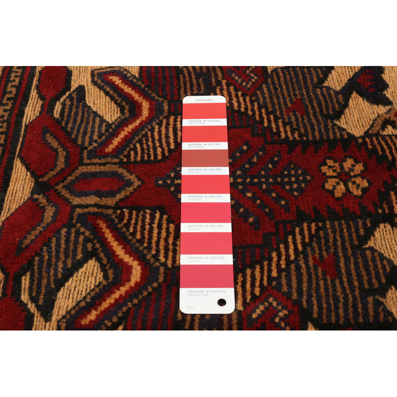 Tapis rouge tadjik 3 pi 3 po x 4 pi 4 po