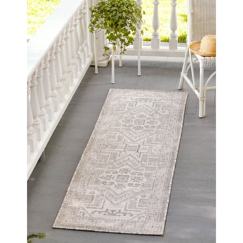 Arletha Performance Southwestern Indoor / Outdoor Rug, Runner 2' x 6'