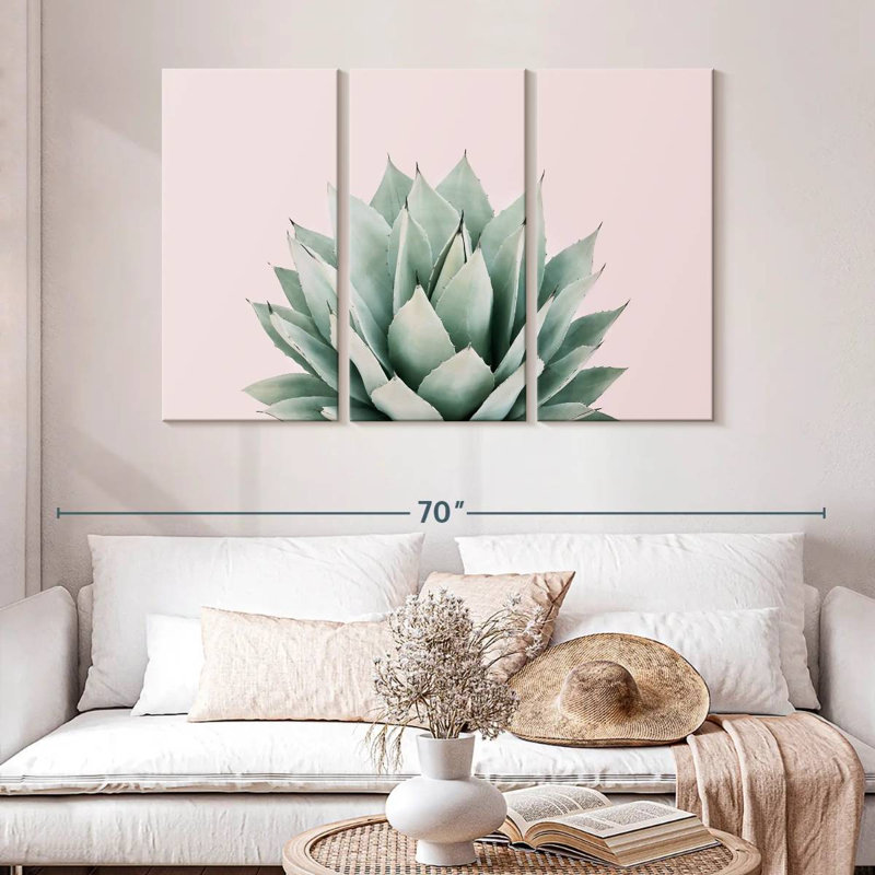 Harnek Blush Agave, 32" H x 50" W