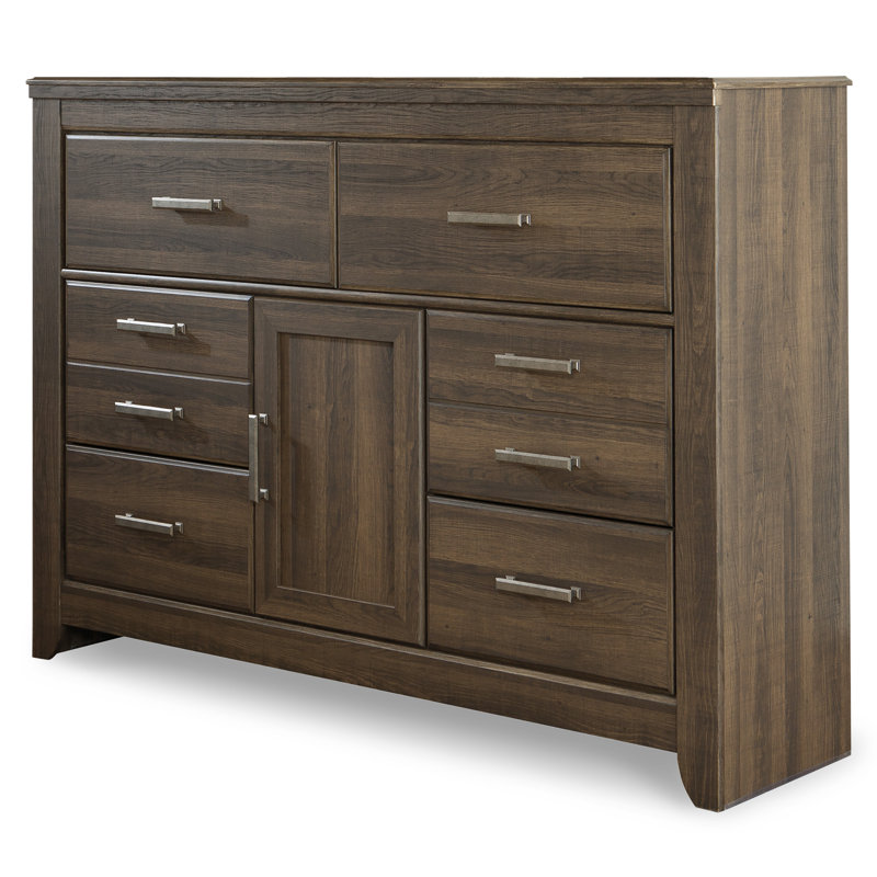 Juararo Dresser