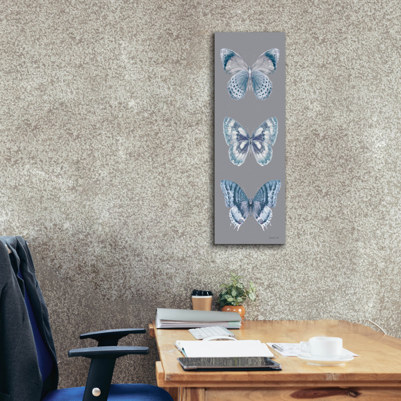 «Fragile Wings Butterfly Panel Gray» par Danhui Nai, art mural sur toile, 36" H x 12" W