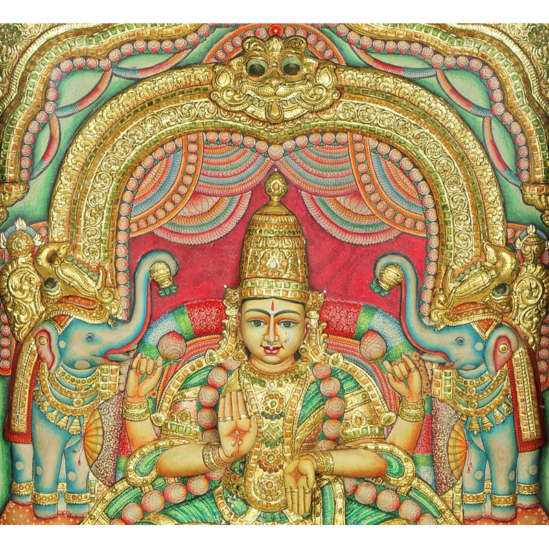 Glorieuse peinture Gajalakshmi Tanjore avec un grand cadre de porte en bois traditionnel | Couleurs traditionnelles