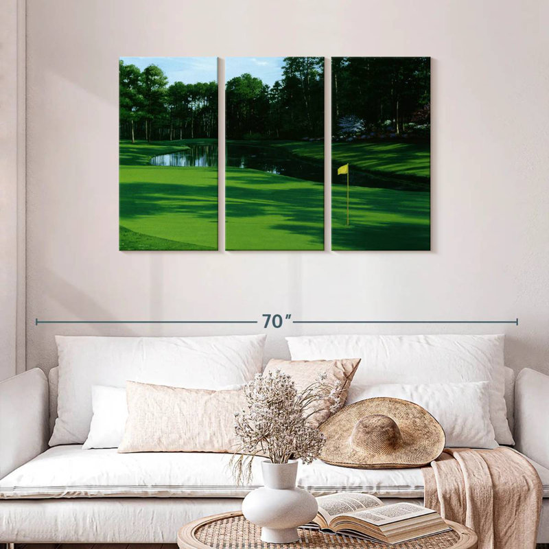 Sireci 16th Augusta, 28" H x 45" W