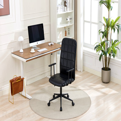 Chaise de bureau en cuir noir antique noir avec accoudoirs, dossier haut, assise en mousse souple, pivotant à 360 degrés, soulève-gaz réglable de haut en bas, structure thermolaquée noire, base à cinq branches, roues noires