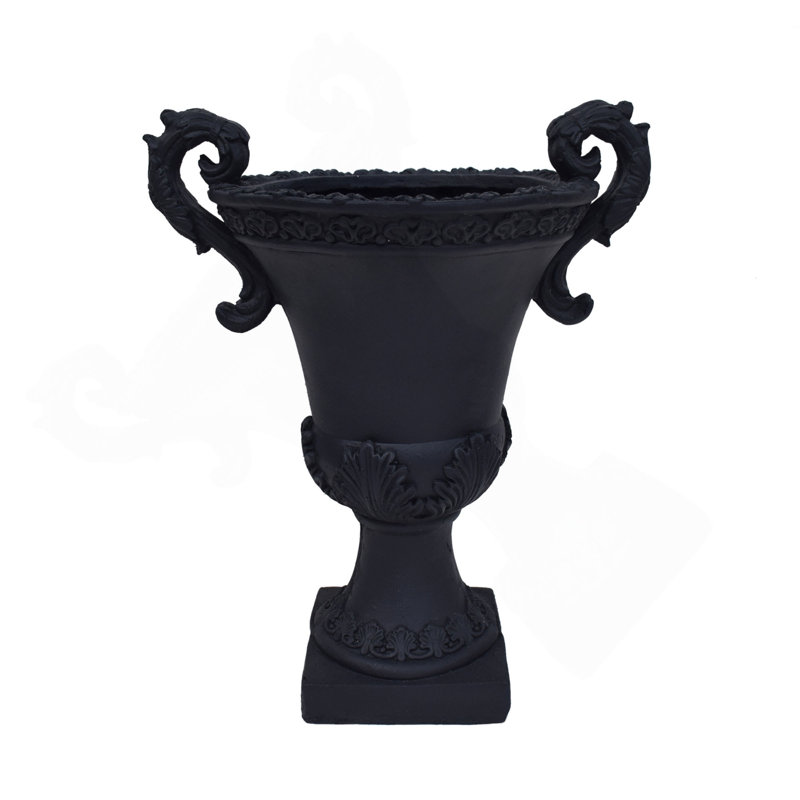 DELPHINE URN