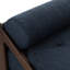 Chaise longue en tissu bleu marine: un endroit confortable pour se détendre avec une structure de salon au design lisse pour la détente-1612693580