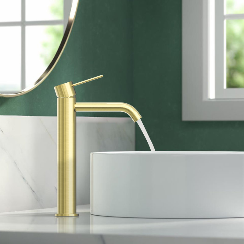 Single-Hole Single-handle Bathroom Faucet with Drain Assembly, Gold