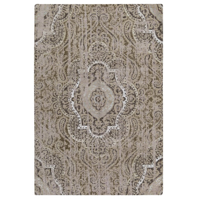 Hand Knotted Area Rug in Grain