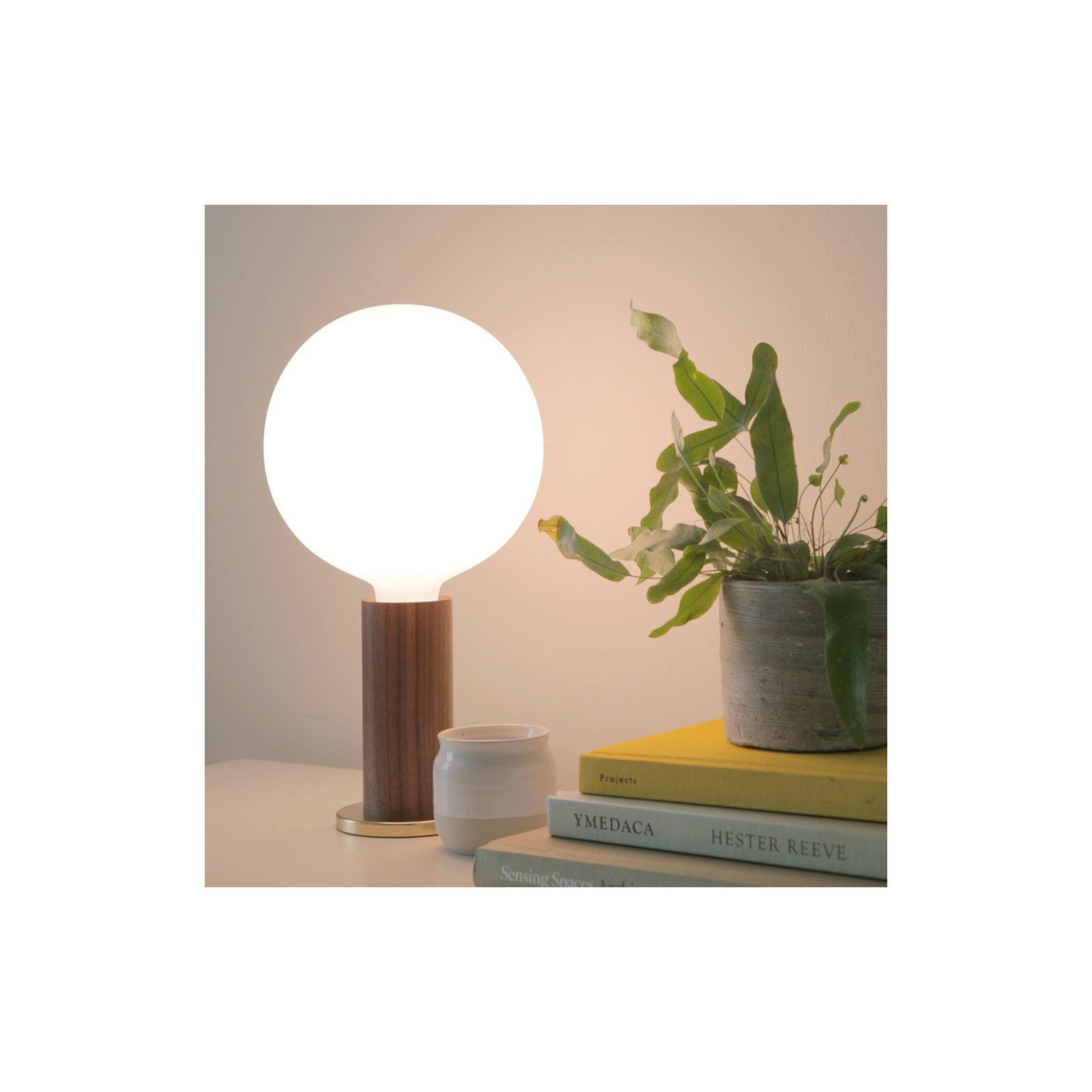 Knuckle Globe Lamp, Walnut