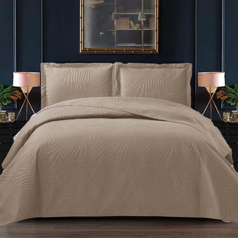 Polyester Floral Bedspread with Pillow Shams, Brown, King Bedspread  + 2 Standard Pillow Shams